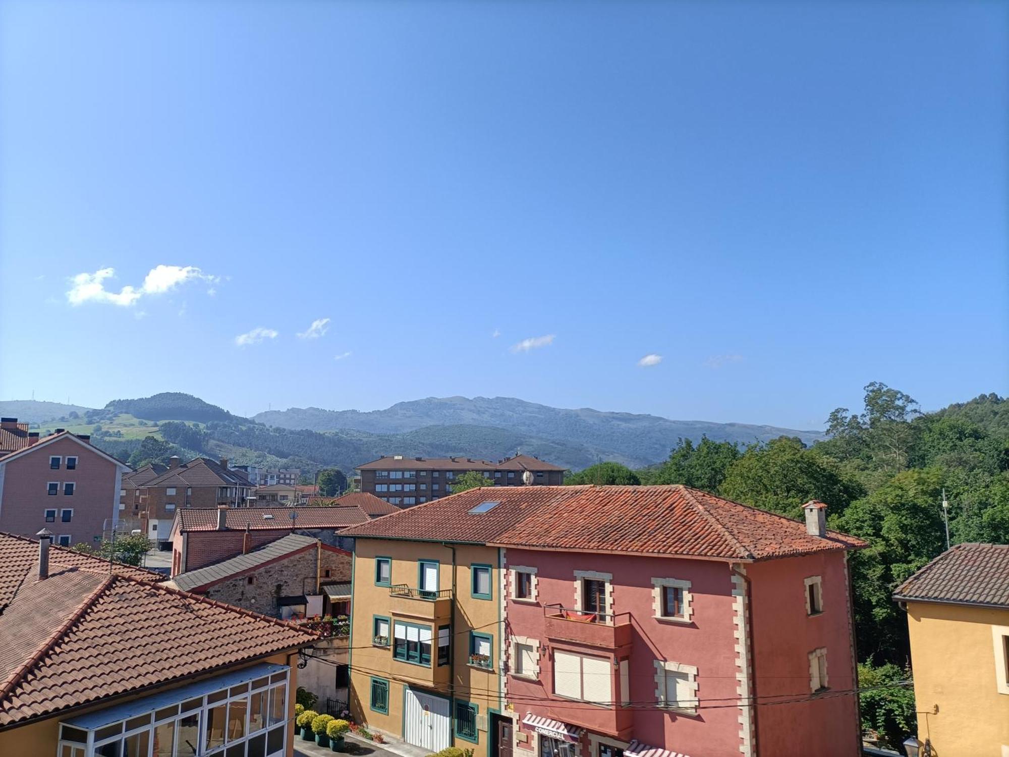 Apartamento Habitación con vistas en Bádames compartido el piso con el propietario y otros huéspedes Exterior foto